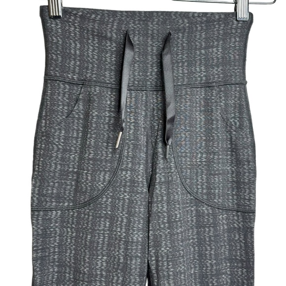 Lululemon High Rise Soft Knit Stretch Grey Leggings Pockets 2 - Picture 4 of 12